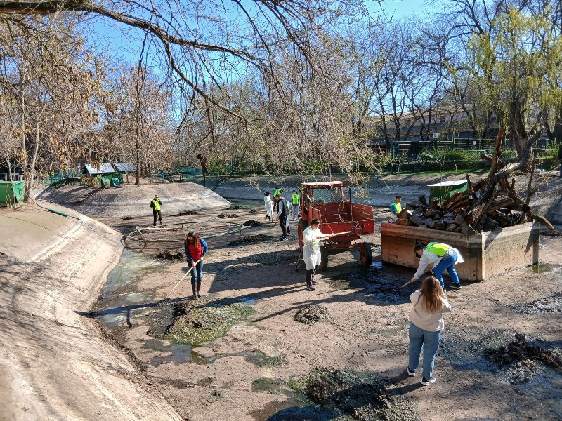 662948474_1570109341786692_1631353982113425947_n